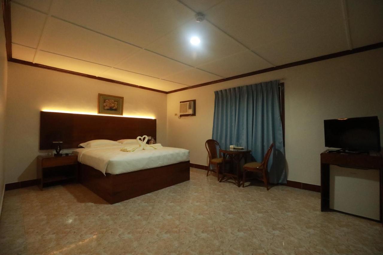 Bohol Plaza Mountain Resort And Restaurant Dauis Luaran gambar