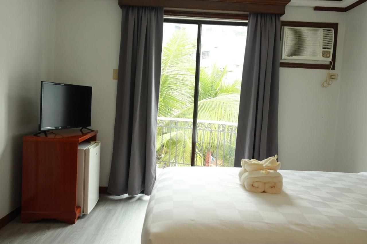 Bohol Plaza Mountain Resort And Restaurant Dauis Luaran gambar